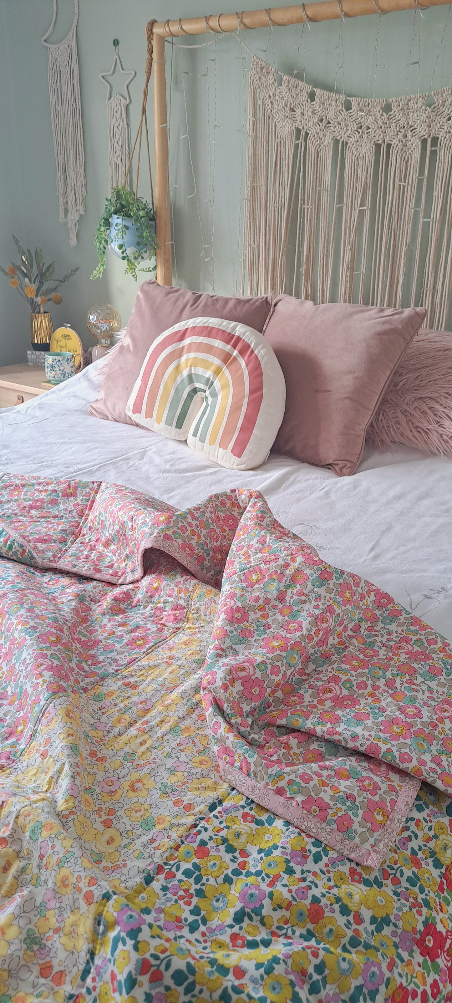 Betsy Rainbow Liberty Tana Lawn Single Quilt