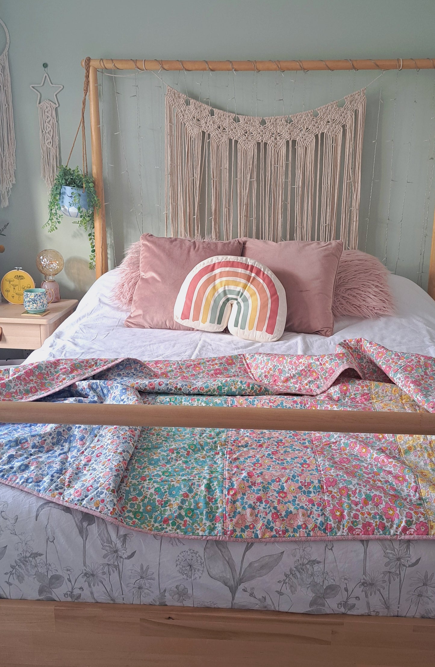 Betsy Rainbow Liberty Tana Lawn Single Quilt