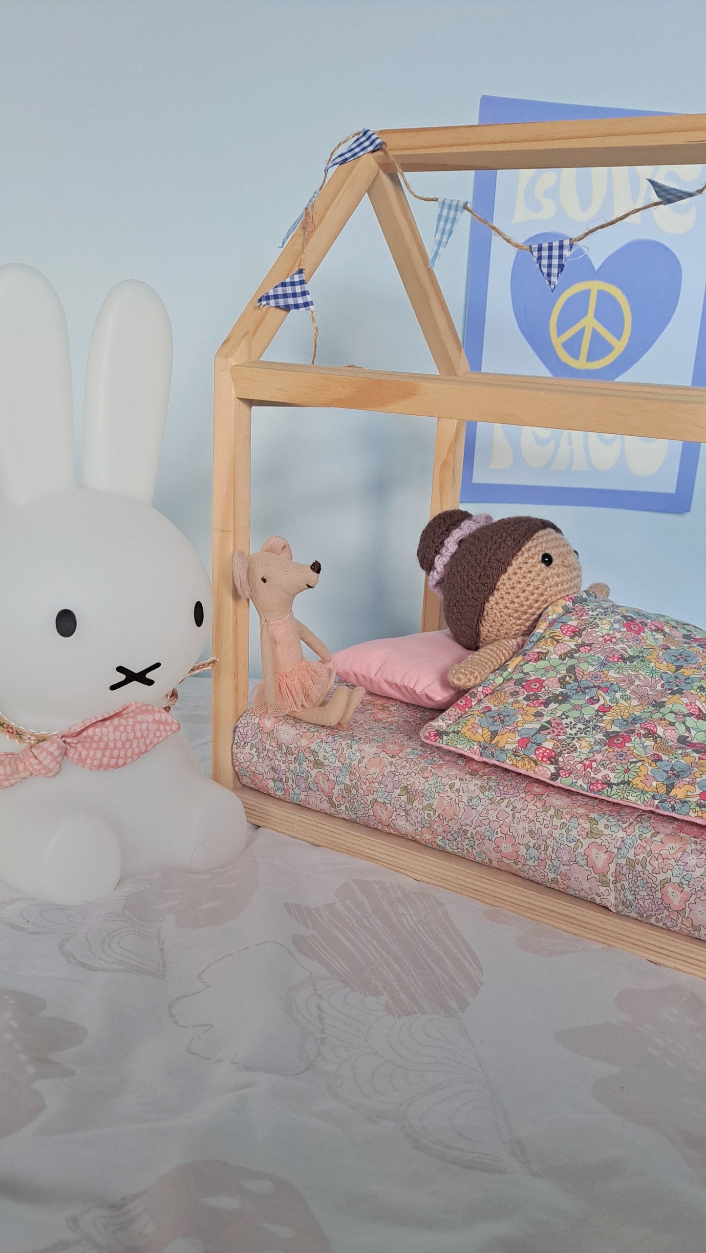 Liberty Dolly Quilt - Pink Pillow