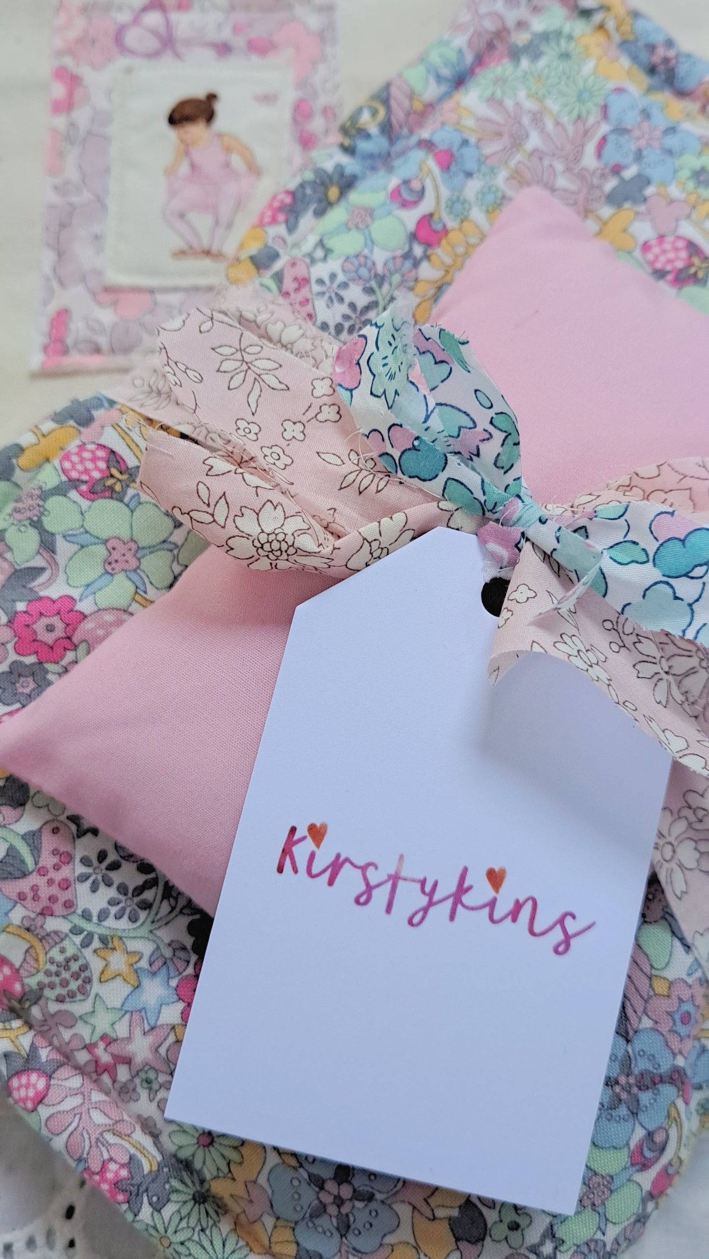 Liberty Dolly Quilt - Pink Pillow