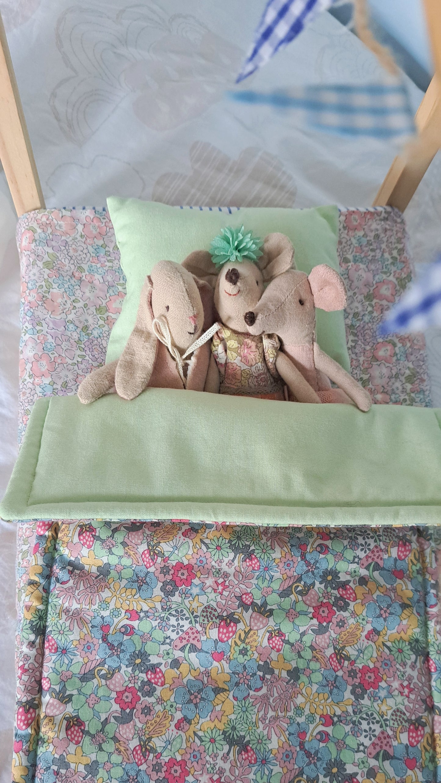 Liberty Dolly Quilt - Green Pillow