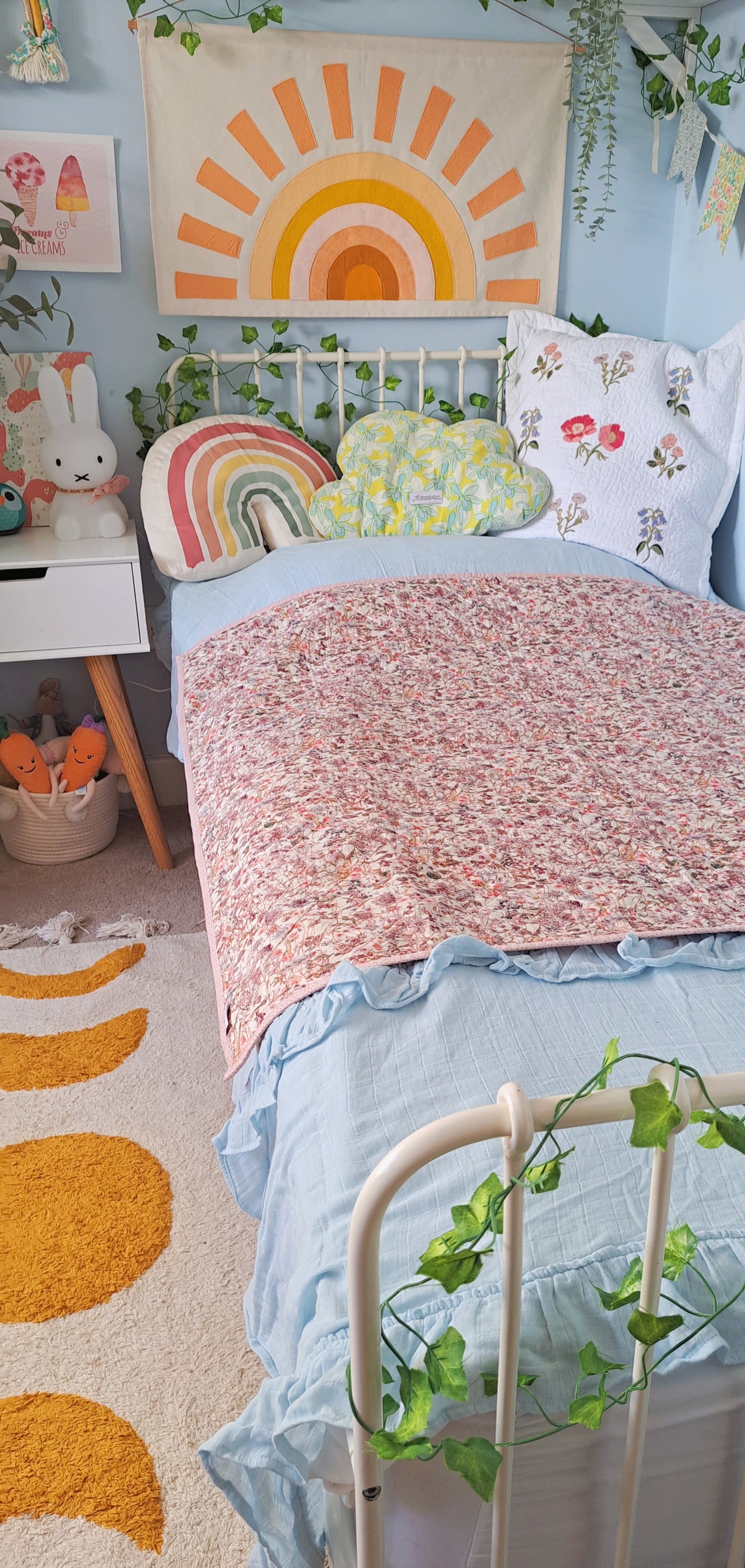 Peachy Adventure Land Quilt - Small Throw Size