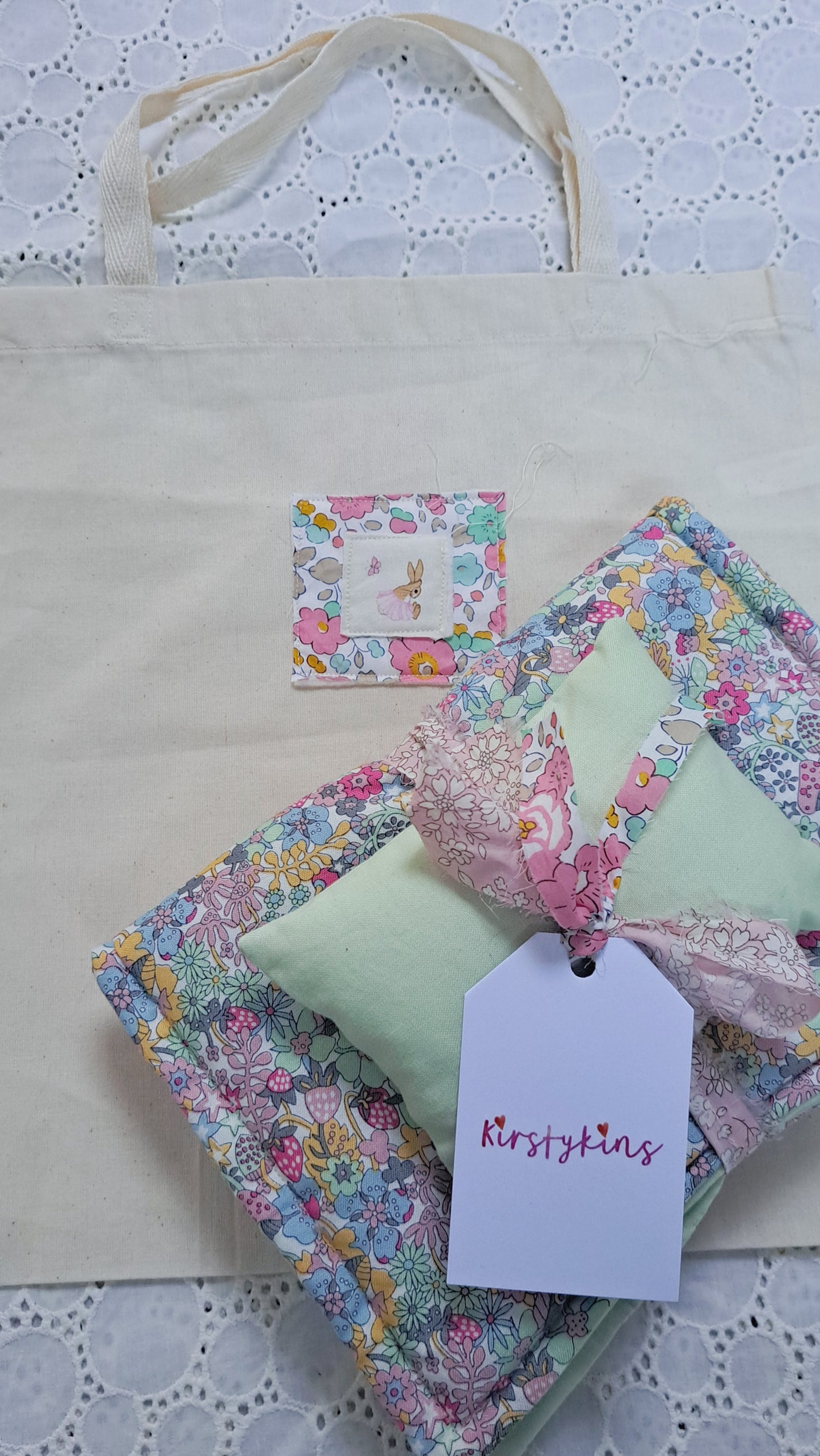 Liberty Dolly Quilt - Green Pillow